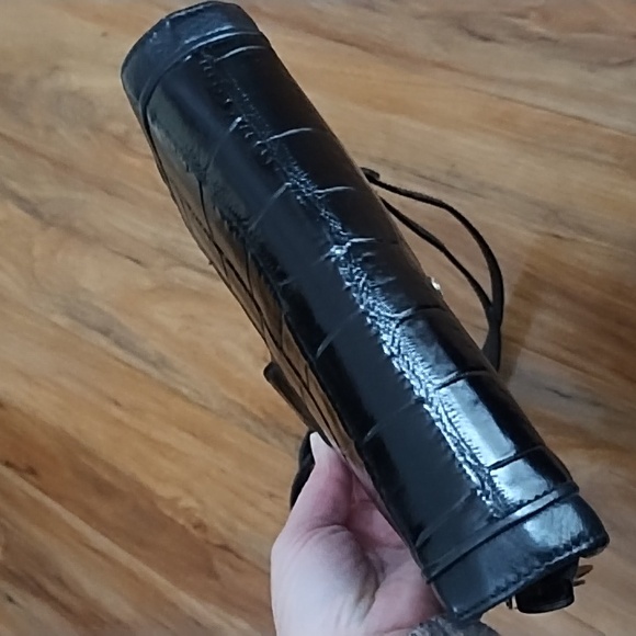 Brighton Crossbody Bag - Picture 7 of 11